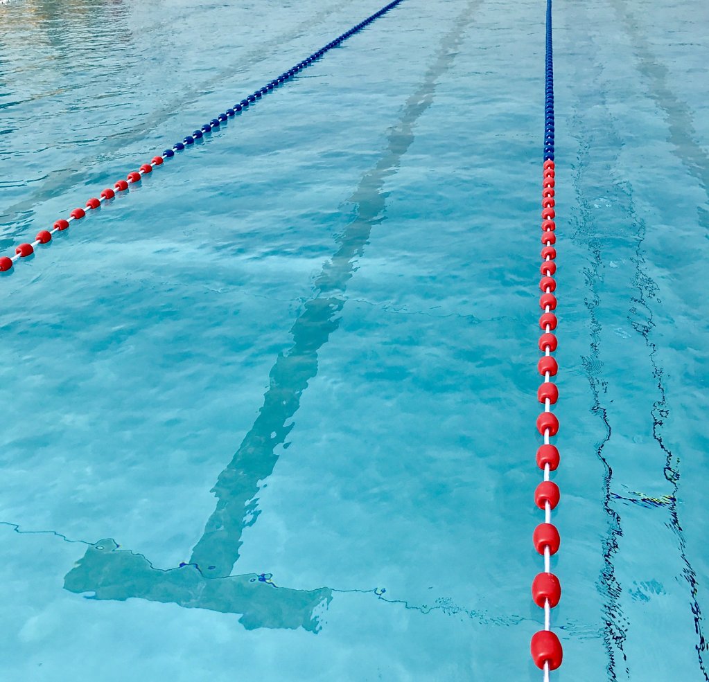 Gedankenfrei im Blau/ Freibad 2017